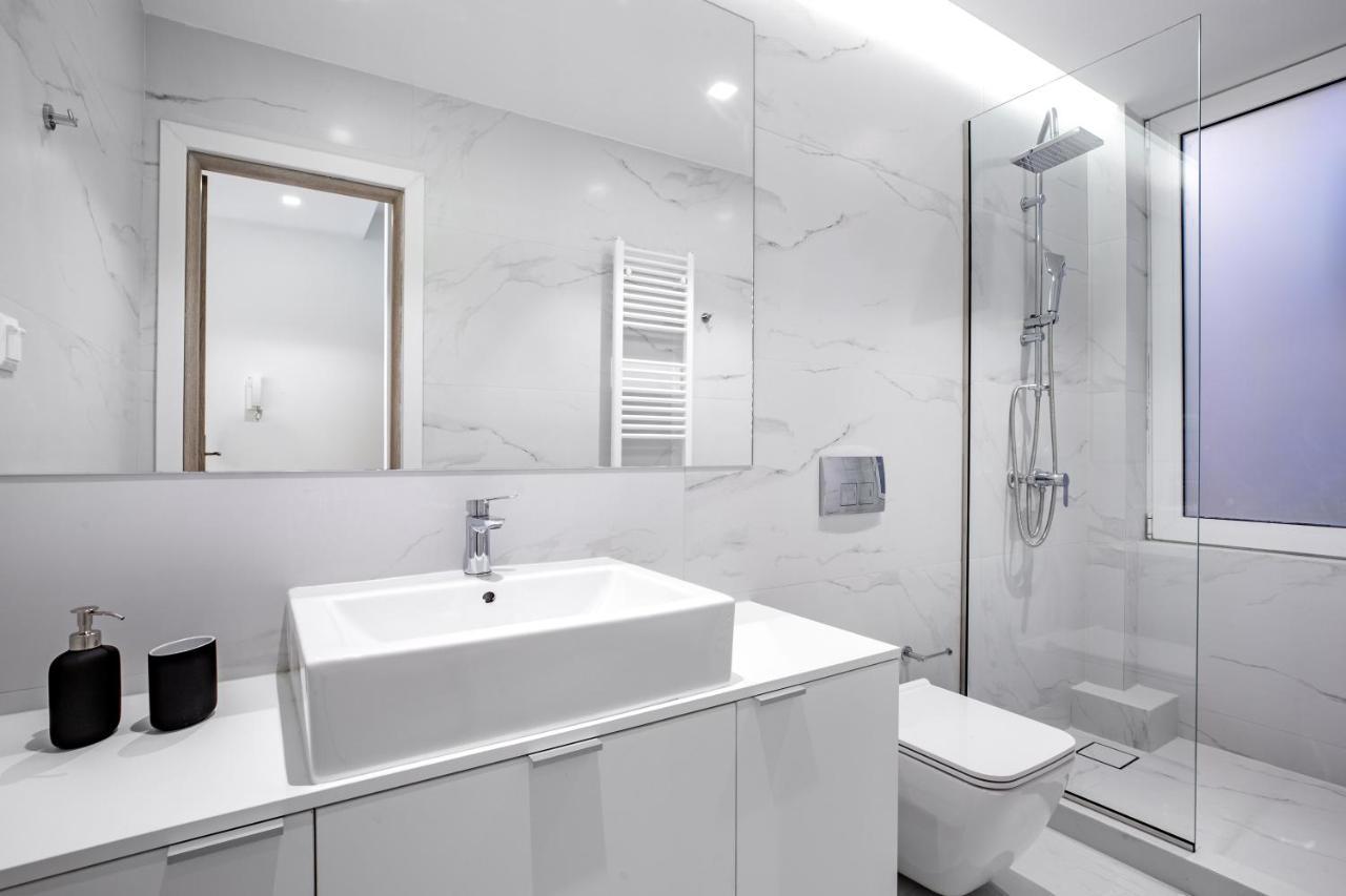 Central Boutique Apartment A2 Athena Bagian luar foto