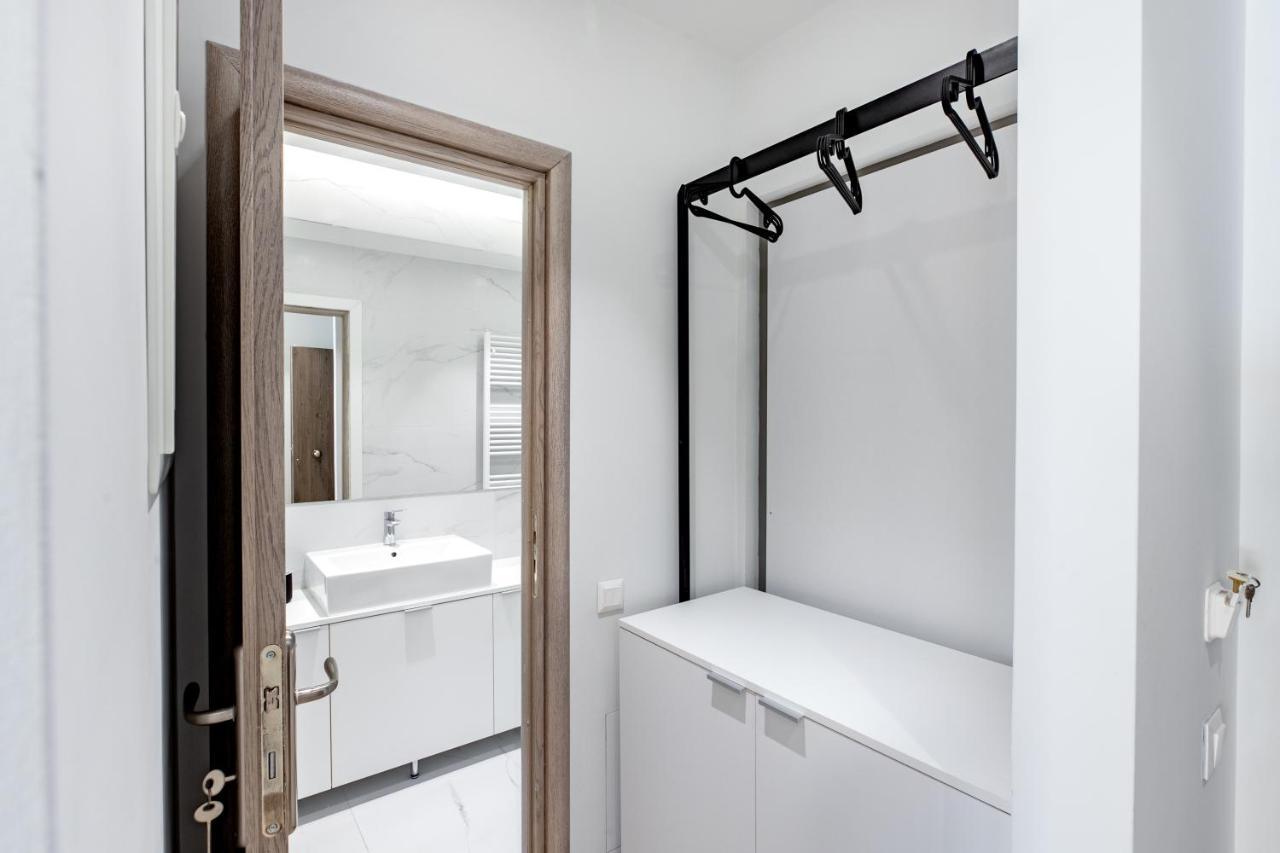 Central Boutique Apartment A2 Athena Bagian luar foto